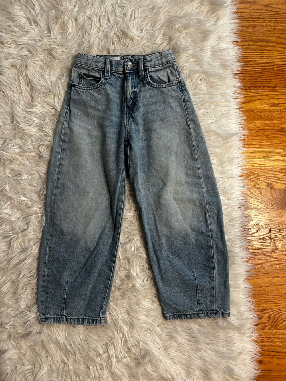 Girls Zara Barrel Leg Jeans